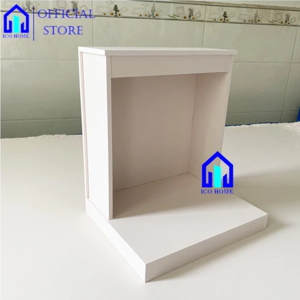 Không chỉ màu sắc, chất liệu cũng quyết định tuổi thọ và độ bền của bàn thờ, đặc biệt là trong môi trường chung cư có độ ẩm thay đổi và mức độ sử dụng thường xuyên. (Ảnh 4)