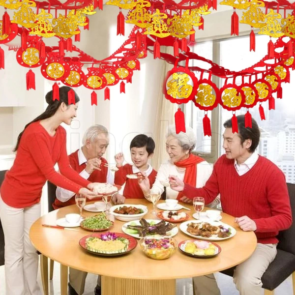 Băng rôn vải không dệt mùa Tết dễ bị xê dịch trong gió nếu không có dây hỗ trợ – điều mà nhiều người chưa nghĩ tới - Ảnh 4 Băng rôn vải không dệt mùa Tết dễ bị xê dịch trong gió nếu không có dây hỗ trợ – điều mà nhiều người chưa nghĩ tới - Ảnh 4