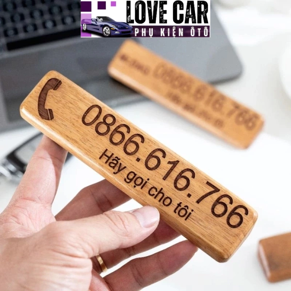Bảng số điện thoại gỗ trên ô tô có thực sự giúp dễ đọc vào ban đêm, hay lại gây mờ trong ánh sáng mạnh? - Ảnh 2 Bảng số điện thoại gỗ trên ô tô có thực sự giúp dễ đọc vào ban đêm, hay lại gây mờ trong ánh sáng mạnh? - Ảnh 2