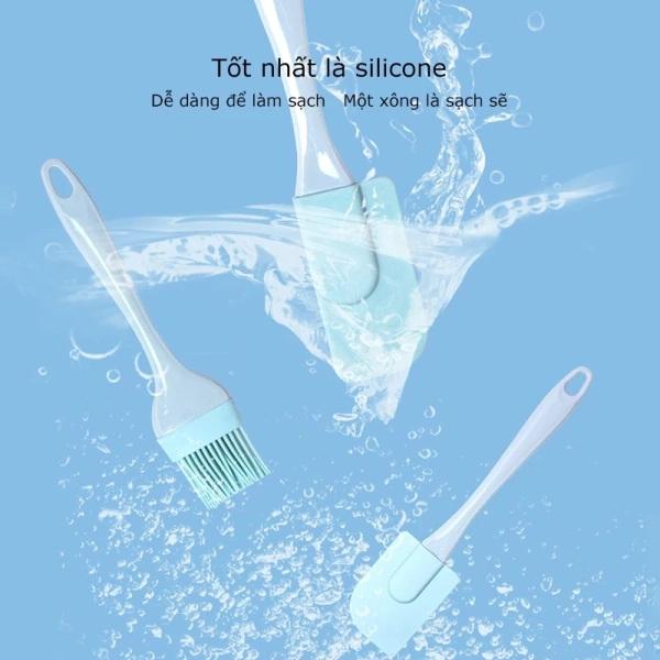 Trong quá trình trộn bột, khuấy kem hoặc gạt bột thừa, các công cụ silicon mang lại cảm giác “mềm mại” nhưng đồng thời giữ được độ cứng cần thiết để không làm biến dạng bột. (Ảnh 2) Trong quá trình trộn bột, khuấy kem hoặc gạt bột thừa, các công cụ silicon mang lại cảm giác “mềm mại” nhưng đồng thời giữ được độ cứng cần thiết để không làm biến dạng bột. (Ảnh 2)
