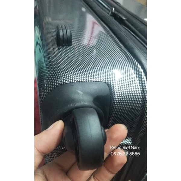 Những sai lầm này không chỉ gây phiền toái mà còn tạo ra chi phí sửa chữa hoặc thay mới bổ sung, làm giảm trải nghiệm du lịch. (Ảnh 3) Những sai lầm này không chỉ gây phiền toái mà còn tạo ra chi phí sửa chữa hoặc thay mới bổ sung, làm giảm trải nghiệm du lịch. (Ảnh 3)