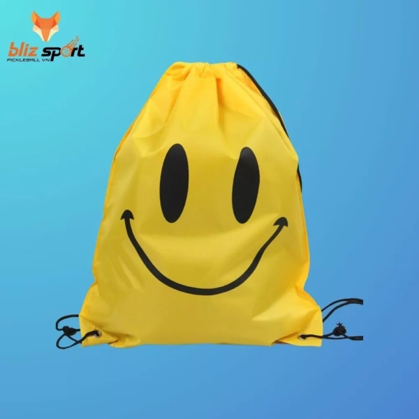 Việc sắp xếp giày dép trong balo không phải chỉ là “đặt vào bất kỳ vị trí nào”. (Ảnh 3)