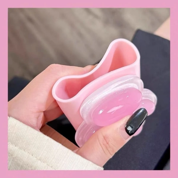 Việc mua bảo vệ silicone không tự động mang lại kết quả nếu không lắp đúng. (Ảnh 4) Việc mua bảo vệ silicone không tự động mang lại kết quả nếu không lắp đúng. (Ảnh 4)