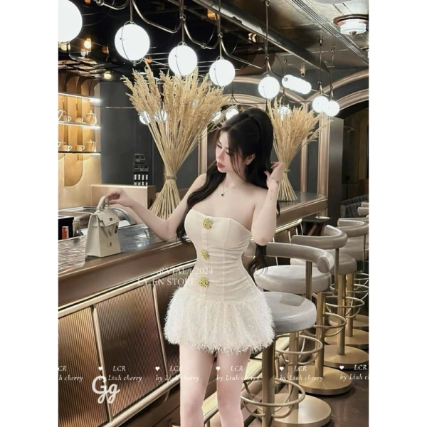 Trong các diễn đàn thời trang nội địa, người dùng thường đề cập đến vấn đề “nút rụng” hoặc “dây kéo cản”. (Ảnh 5) Trong các diễn đàn thời trang nội địa, người dùng thường đề cập đến vấn đề “nút rụng” hoặc “dây kéo cản”. (Ảnh 5)