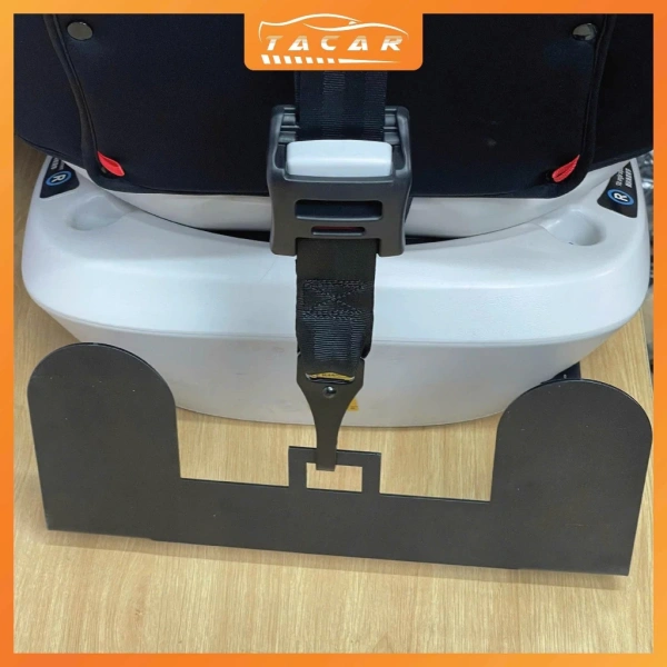 Có nhiều thương hiệu cung cấp phụ kiện ISOFIX, từ các kit gắn chốt “cố định” đến các bộ “đệm giảm chấn” cao cấp. (Ảnh 5)