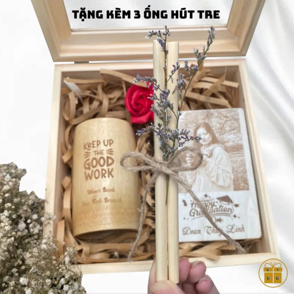 Việc mua một bộ quà giản dị mà đầy ý nghĩa không phải là chuyện khó khăn. (Ảnh 5) Việc mua một bộ quà giản dị mà đầy ý nghĩa không phải là chuyện khó khăn. (Ảnh 5)