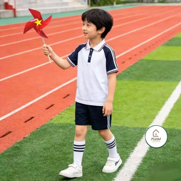 Bất ngờ khi dùng đồ trang trí sao vàng cho buổi chụp kỷ yếu lớp học và tiệc Tết 2026 - Ảnh 4 Bất ngờ khi dùng đồ trang trí sao vàng cho buổi chụp kỷ yếu lớp học và tiệc Tết 2026 - Ảnh 4