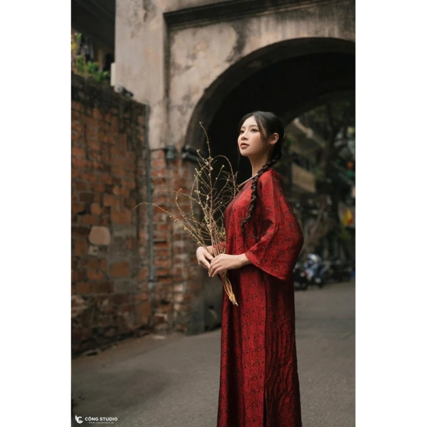 Việc đồng bộ màu tóc giả với màu áo dài và tông da của người mẫu là yếu tố quyết định thành công của bức ảnh. (Ảnh 3)