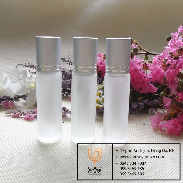 Một chai bi lăn 10 ml không phải chỉ là “đồ để đựng”. (Ảnh 2)