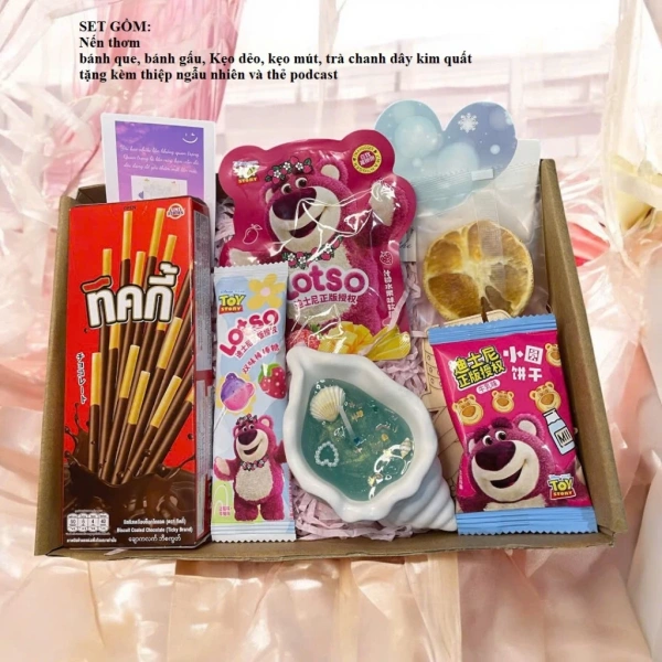 Ánh sáng nến không chỉ mang lại độ sáng nhẹ nhàng mà còn tạo ra một độ sâu cảm xúc đặc biệt. (Ảnh 2)