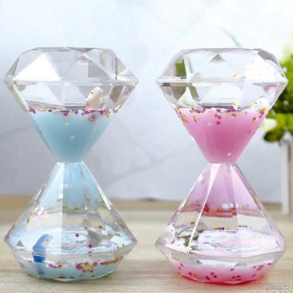 Thực hành những thói quen này không chỉ bảo vệ độ chính xác mà còn giúp đồng hồ duy trì vẻ đẹp sáng bóng trong thời gian dài. (Ảnh 3)