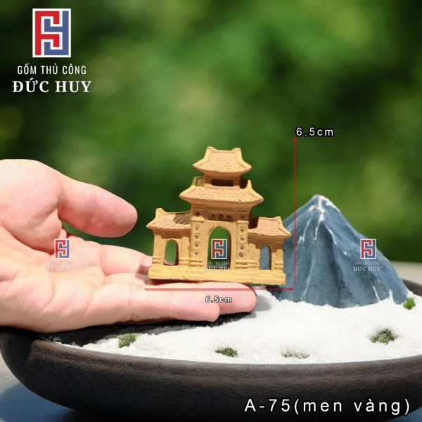 Những lợi thế đầu tiên mà bình bonsai mini mang lại là khả năng tiết kiệm không gian và đơn giản trong việc di chuyển. (Ảnh 2)
