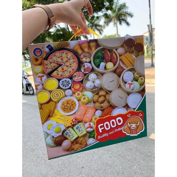 Hơn 80 chi tiết đồng nghĩa với việc mỗi buổi chơi sau khi bé xong “bữa ăn” sẽ có một “đống vụn” đồ chơi cần sắp xếp lại. (Ảnh 2) Hơn 80 chi tiết đồng nghĩa với việc mỗi buổi chơi sau khi bé xong “bữa ăn” sẽ có một “đống vụn” đồ chơi cần sắp xếp lại. (Ảnh 2)