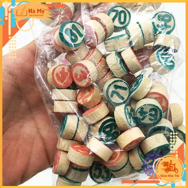 Không chỉ dừng lại ở bữa cơm gia đình, bộ lô tô gỗ 90 số còn thích hợp cho các hoạt động cộng đồng như: hội sở trường, tiệc công ty, hay các buổi gặp mặt khu phố. (Ảnh 5)