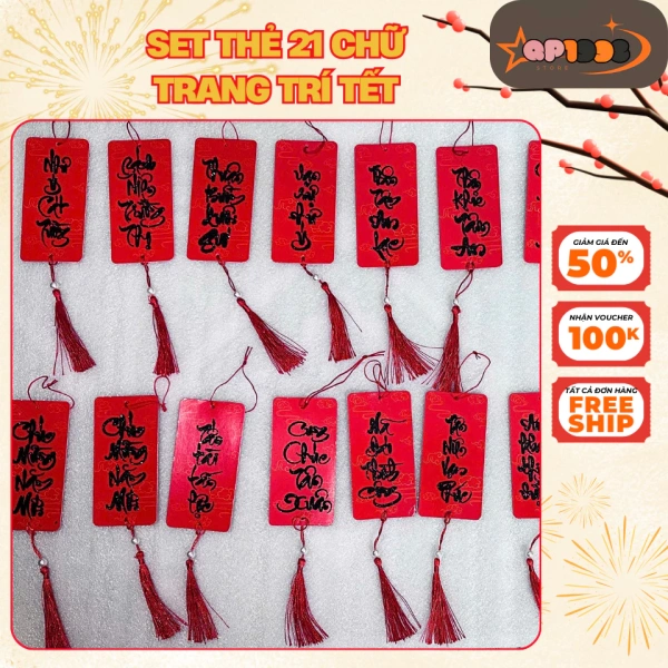 Cách một tấm thẻ treo Tết phong cách thư pháp đỏ thay đổi không gian lễ hội của gia đình - Ảnh 1