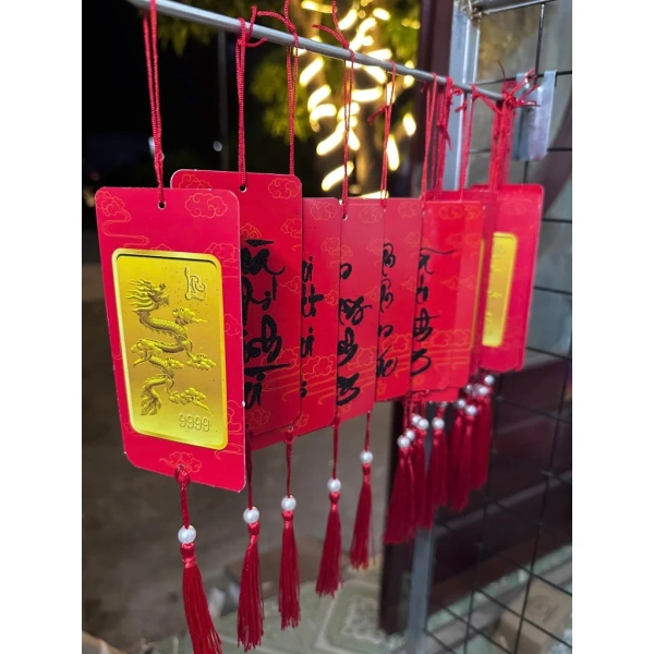 Không phải bất kỳ tấm thẻ nào cũng đáp ứng được nhu cầu “đẹp & bền”. (Ảnh 2)