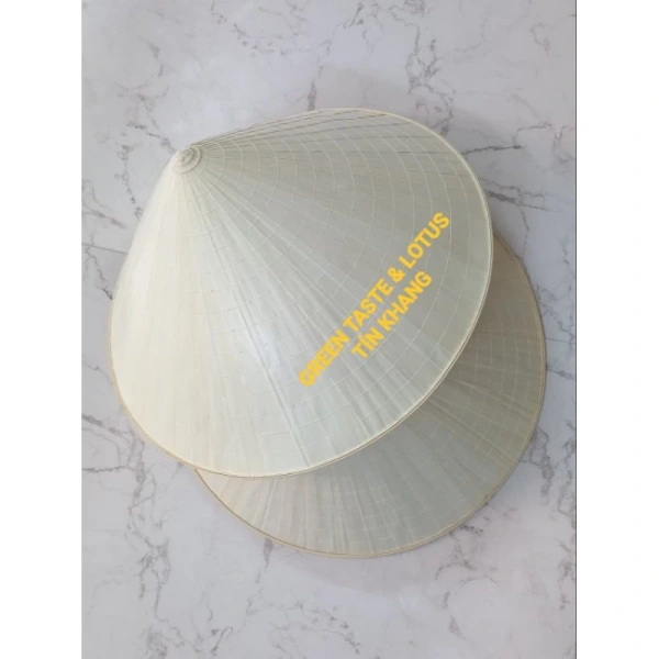 Người dùng thường chỉ chú ý tới độ vừa trong vài phút đầu, nhưng độ thoải mái sẽ thay đổi khi đeo nón liên tục trong nhiều giờ. (Ảnh 2) Người dùng thường chỉ chú ý tới độ vừa trong vài phút đầu, nhưng độ thoải mái sẽ thay đổi khi đeo nón liên tục trong nhiều giờ. (Ảnh 2)