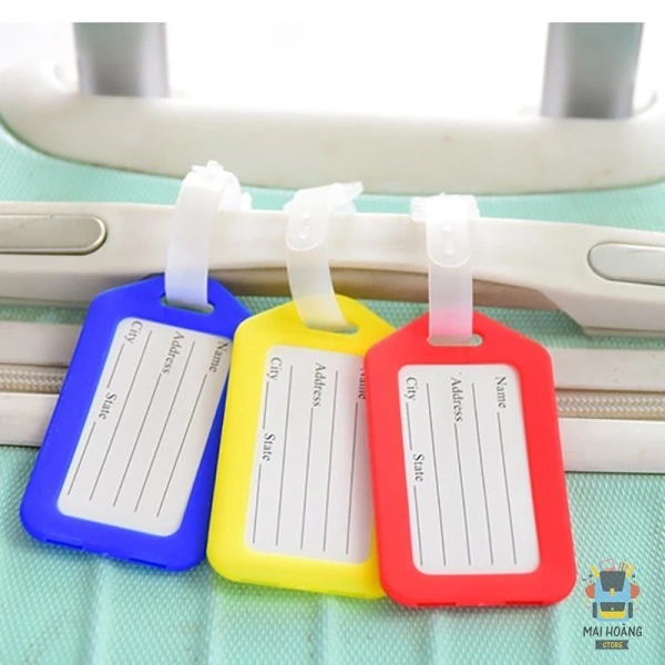 Cảm giác nhẹ nhõm khi hành lý không còn bị lẫn nhầm nhờ chiếc nhãn tên trên balo - Ảnh 1 Cảm giác nhẹ nhõm khi hành lý không còn bị lẫn nhầm nhờ chiếc nhãn tên trên balo - Ảnh 1