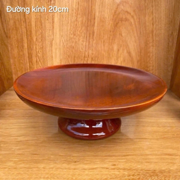 Không chỉ là vật dụng để bày thực phẩm, đĩa gỗ còn ảnh hưởng đến toàn bộ không gian bếp và bàn ăn. (Ảnh 5)