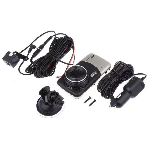 Những năm đầu xuất hiện, camera hành trình chỉ được coi là thiết bị phụ trợ để ghi lại các vụ va chạm hoặc hành trình du lịch. (Ảnh 2) Những năm đầu xuất hiện, camera hành trình chỉ được coi là thiết bị phụ trợ để ghi lại các vụ va chạm hoặc hành trình du lịch. (Ảnh 2)