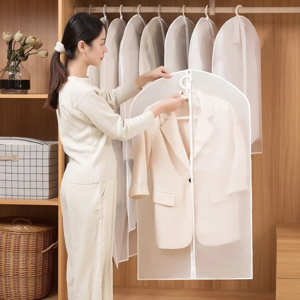 Chống thấm được quảng cáo rộng rãi dựa trên việc chất liệu không thấm nước. (Ảnh 2) Chống thấm được quảng cáo rộng rãi dựa trên việc chất liệu không thấm nước. (Ảnh 2)