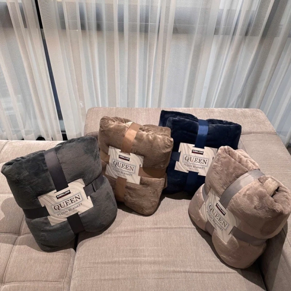 Việc duy trì độ sạch và độ bền của chăn dày dặn yêu cầu những phương pháp bảo quản và giặt hợp lý. (Ảnh 5) Việc duy trì độ sạch và độ bền của chăn dày dặn yêu cầu những phương pháp bảo quản và giặt hợp lý. (Ảnh 5)