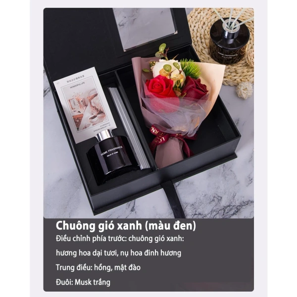 Đôi khi, một lời chúc được viết tay trên thiệp còn mang lại cảm xúc sâu sắc hơn cả món quà vật chất. (Ảnh 5)