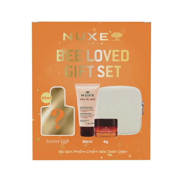 Khi thoa Kem dưỡng da tay Nuxe Rêve de Miel Hand & Nail Cream, cảm giác bôi lên da thật nhẹ nhàng, không để lại lớp dầu nhờn. (Ảnh 2) Khi thoa Kem dưỡng da tay Nuxe Rêve de Miel Hand & Nail Cream, cảm giác bôi lên da thật nhẹ nhàng, không để lại lớp dầu nhờn. (Ảnh 2)