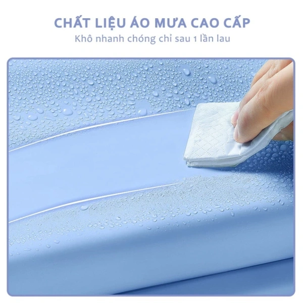 Chiếc áo mưa nửa trước trong suốt Áo mưa nửa trước trong suốt cho Mẹ và Bé che phủ toàn thân, kèm kính chắn mưa được thiết kế đặc biệt để khắc phục các vấn đề nêu trên. (Ảnh 2) Chiếc áo mưa nửa trước trong suốt Áo mưa nửa trước trong suốt cho Mẹ và Bé che phủ toàn thân, kèm kính chắn mưa được thiết kế đặc biệt để khắc phục các vấn đề nêu trên. (Ảnh 2)