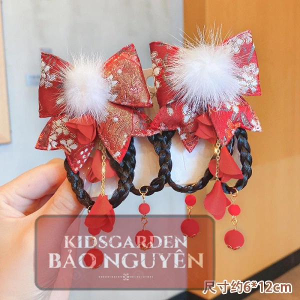 Nếu bạn đang tìm kiếm một chiếc kẹp tóc vừa đẹp, vừa bền, phù hợp với nhiều phong cách lễ hội, Kẹp Tóc Cổ Trang Xinh Xắn Cho Nữ, KIDSGARDEN BẢO NGUYÊN là một lựa chọn đáng cân nhắc. (Ảnh 4) Nếu bạn đang tìm kiếm một chiếc kẹp tóc vừa đẹp, vừa bền, phù hợp với nhiều phong cách lễ hội, Kẹp Tóc Cổ Trang Xinh Xắn Cho Nữ, KIDSGARDEN BẢO NGUYÊN là một lựa chọn đáng cân nhắc. (Ảnh 4)