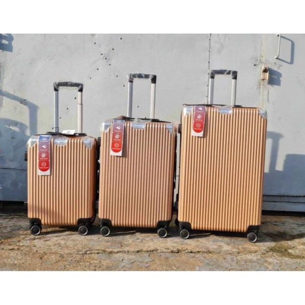 Chiếc valì nhựa ABS size 20, vân sần chống xước khiến người dùng bất ngờ với độ bền kéo dài và giá cả hợp lý - Ảnh 5