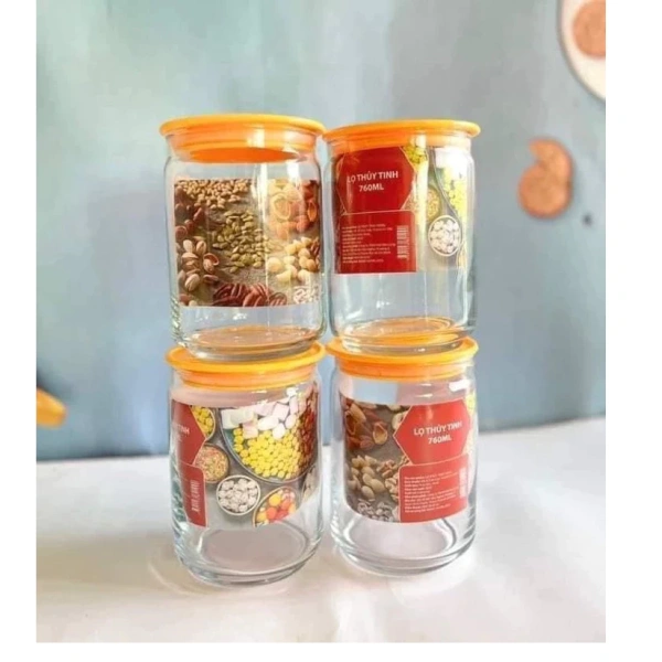 Đặt hũ theo thứ tự alphabet hoặc theo tần suất sử dụng: các loại gia vị thường dùng (muối, tiêu, bột ngọt) để ở tầm mắt, trong khi những loại ít dùng (hạt mùi, ớt khô) để ở tầng trên. (Ảnh 3) Đặt hũ theo thứ tự alphabet hoặc theo tần suất sử dụng: các loại gia vị thường dùng (muối, tiêu, bột ngọt) để ở tầm mắt, trong khi những loại ít dùng (hạt mùi, ớt khô) để ở tầng trên. (Ảnh 3)