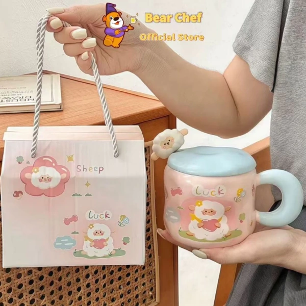 Cốc sứ nắp hình con cừu 450ml giữ nhiệt lâu hơn dự đoán, mang lại cảm giác ấm áp suốt cả buổi làm việc - Ảnh 1 Cốc sứ nắp hình con cừu 450ml giữ nhiệt lâu hơn dự đoán, mang lại cảm giác ấm áp suốt cả buổi làm việc - Ảnh 1
