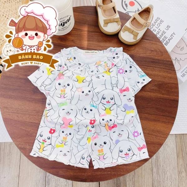 Cộc tay thun thoáng mát cho bé giúp hạ nhiệt, nhưng lại khiến da bé cảm thấy bám chặt khi vận động mạnh - Ảnh 5