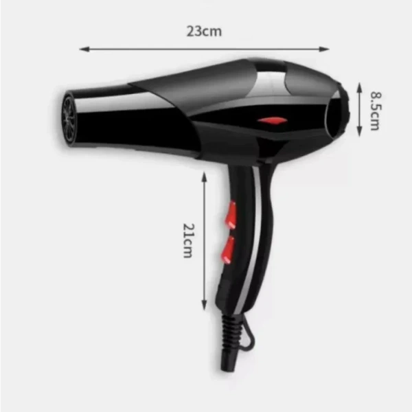 Một số người thích dùng ống tập trung (nozzle) để điều chỉnh luồng gió vào hướng mong muốn, đặc biệt khi tạo kiểu xoăn hoặc uốn. (Ảnh 4) Một số người thích dùng ống tập trung (nozzle) để điều chỉnh luồng gió vào hướng mong muốn, đặc biệt khi tạo kiểu xoăn hoặc uốn. (Ảnh 4)