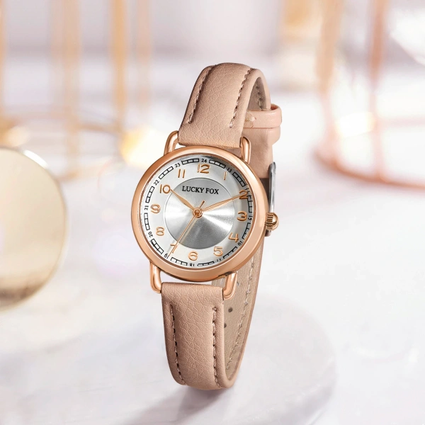 Mỗi chất liệu và màu sắc dây đồng hồ đều có ưu và nhược điểm riêng, tùy thuộc vào phong cách cá nhân và môi trường sử dụng. (Ảnh 4)