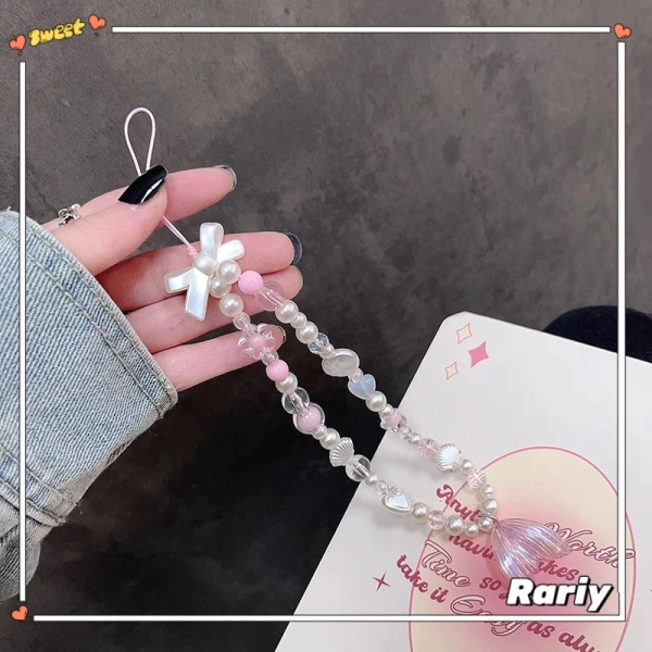 Những người yêu thích di chuyển bằng phương tiện công cộng, tham gia các hoạt động ngoài trời hay chỉ đơn giản là muốn tay rảnh để làm việc thường thấy mình sử dụng dây đeo điện thoại. (Ảnh 2)