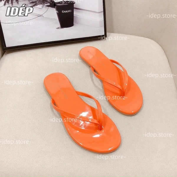 Một trong những phản hồi của người dùng thực tế mô tả rằng “đi cả ngày trên bờ không cảm thấy mỏi chân dù có phải dạo quanh 5 km”. (Ảnh 5) Một trong những phản hồi của người dùng thực tế mô tả rằng “đi cả ngày trên bờ không cảm thấy mỏi chân dù có phải dạo quanh 5 km”. (Ảnh 5)