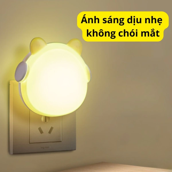 Áp dụng những tiêu chí trên sẽ giúp bạn tránh những "mồi câu" quảng cáo chỉ tập trung vào vẻ bề ngoài, đồng thời sở hữu một chiếc đèn ngủ thực sự đáp ứng được nhu cầu ngủ ngon và đọc sách tiện lợi. (Ảnh 5)