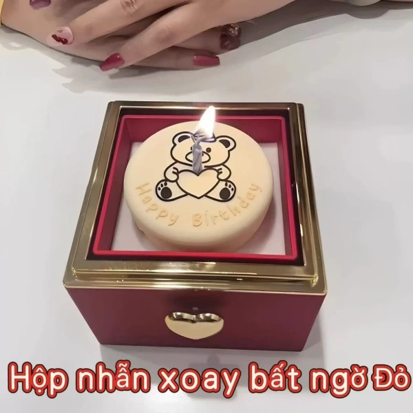 Điểm nến gấu nhỏ với hộp bất ngờ giấu nhẫn có thực sự làm bữa tiệc sinh nhật thêm ý nghĩa? - Ảnh 5 Điểm nến gấu nhỏ với hộp bất ngờ giấu nhẫn có thực sự làm bữa tiệc sinh nhật thêm ý nghĩa? - Ảnh 5
