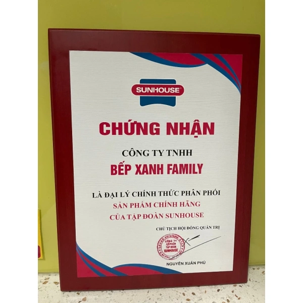 Khi quyết định mua máy hút mùi âm tủ, người tiêu dùng thường phải đối mặt với nhiều mẫu mã, mỗi loại có điểm mạnh và hạn chế riêng. (Ảnh 2)