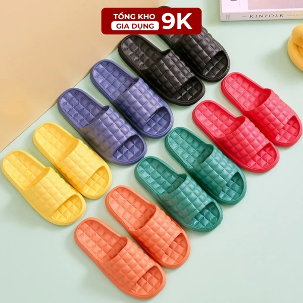 Độ bám trượt của dép nhựa trong nhà thường chỉ được nhận ra sau vài tuần sử dụng - Ảnh 1