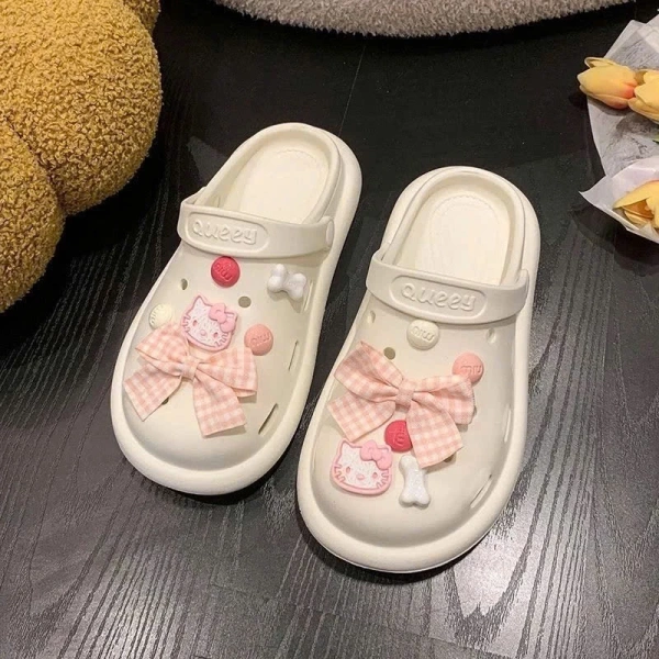 Trong bối cảnh này, đế EVA dày 3cm của dép sandal hình cún mang lại sự cân bằng tốt nhất giữa cảm giác nhẹ nhàng và độ bền trung bình, phù hợp cho người dùng không yêu cầu “độ bền cực đại” nhưng cần sự thoải mái hàng ngày. (Ảnh 4)