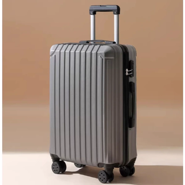 Khi vali nặng được đặt lên băng chuyền, lực tác động vào các góc và cạnh thường gây ra ảo tượng “đánh mạnh”. (Ảnh 4)