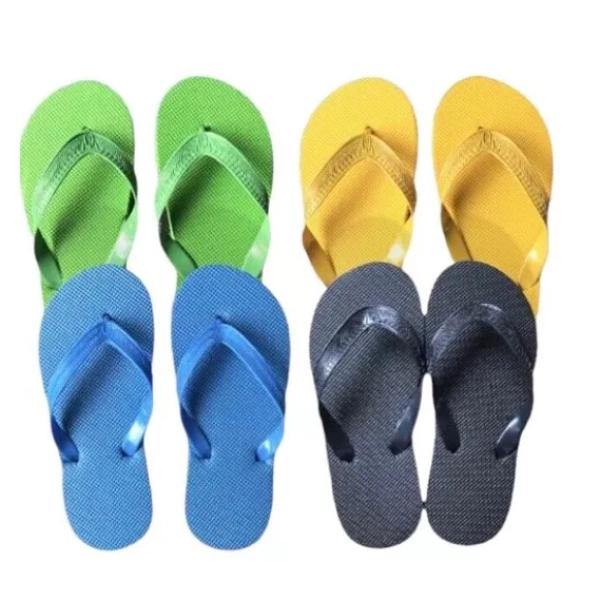 Nhìn vào bảng, dép xốp không chỉ rẻ hơn so với dép láo cao su mà còn duy trì độ êm và chịu lực tương đương, làm nó trở thành lựa chọn hợp lý cho các khách sạn vừa và nhỏ. (Ảnh 2)