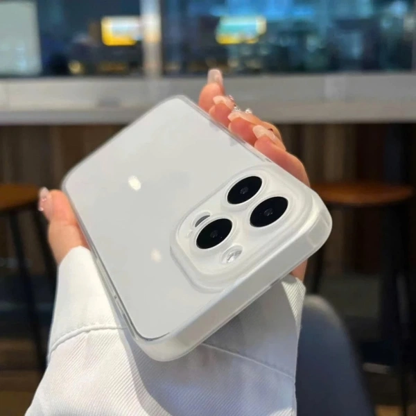Ngày nay, các hãng smartphone thiết kế máy với các góc bo tròn và mặt viền tinh tế. (Ảnh 2)
