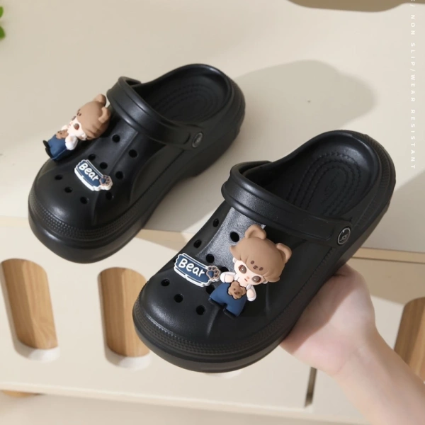 Kiểu “đi kèm” được làm sẵn để gắn vào giày cụ thể, thường mang lại cảm giác ôm khít, nhưng không đa dạng trong việc thay đổi giày. (Ảnh 5)