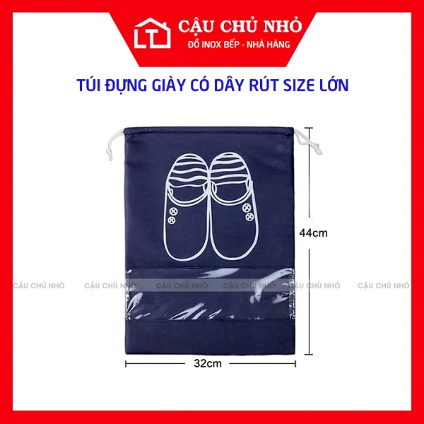 Đựng giày bóng đá trong balo du lịch: rắc rối mà hầu hết người dùng không lường trước - Ảnh 1