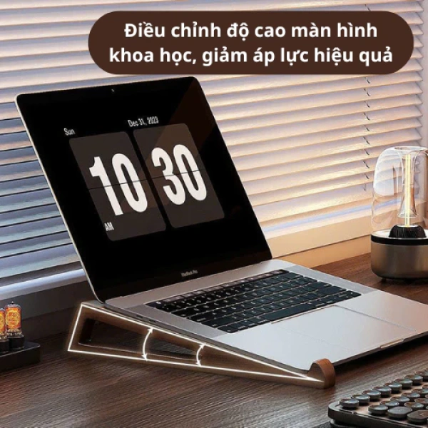 Laptop khi hoạt động mạnh (chạy phần mềm đồ họa, dựng video) thường bị “điểm nóng” nếu không có dòng không khí lưu thông tốt. (Ảnh 2) Laptop khi hoạt động mạnh (chạy phần mềm đồ họa, dựng video) thường bị “điểm nóng” nếu không có dòng không khí lưu thông tốt. (Ảnh 2)