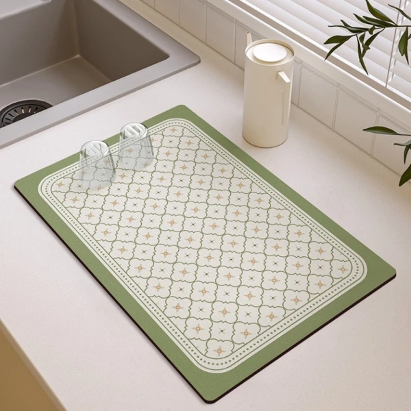 Không chỉ là một vật dụng chức năng, tấm lót silicon ngày nay còn được thiết kế với họa tiết đa dạng, màu sắc phong phú, giúp nâng cấp không gian nội thất mà không cần tốn kém công sức trang trí lớn. (Ảnh 3) Không chỉ là một vật dụng chức năng, tấm lót silicon ngày nay còn được thiết kế với họa tiết đa dạng, màu sắc phong phú, giúp nâng cấp không gian nội thất mà không cần tốn kém công sức trang trí lớn. (Ảnh 3)